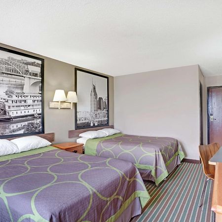 Super 8 By Wyndham Nashville/ Dntn/ Opryland Area Buitenkant foto