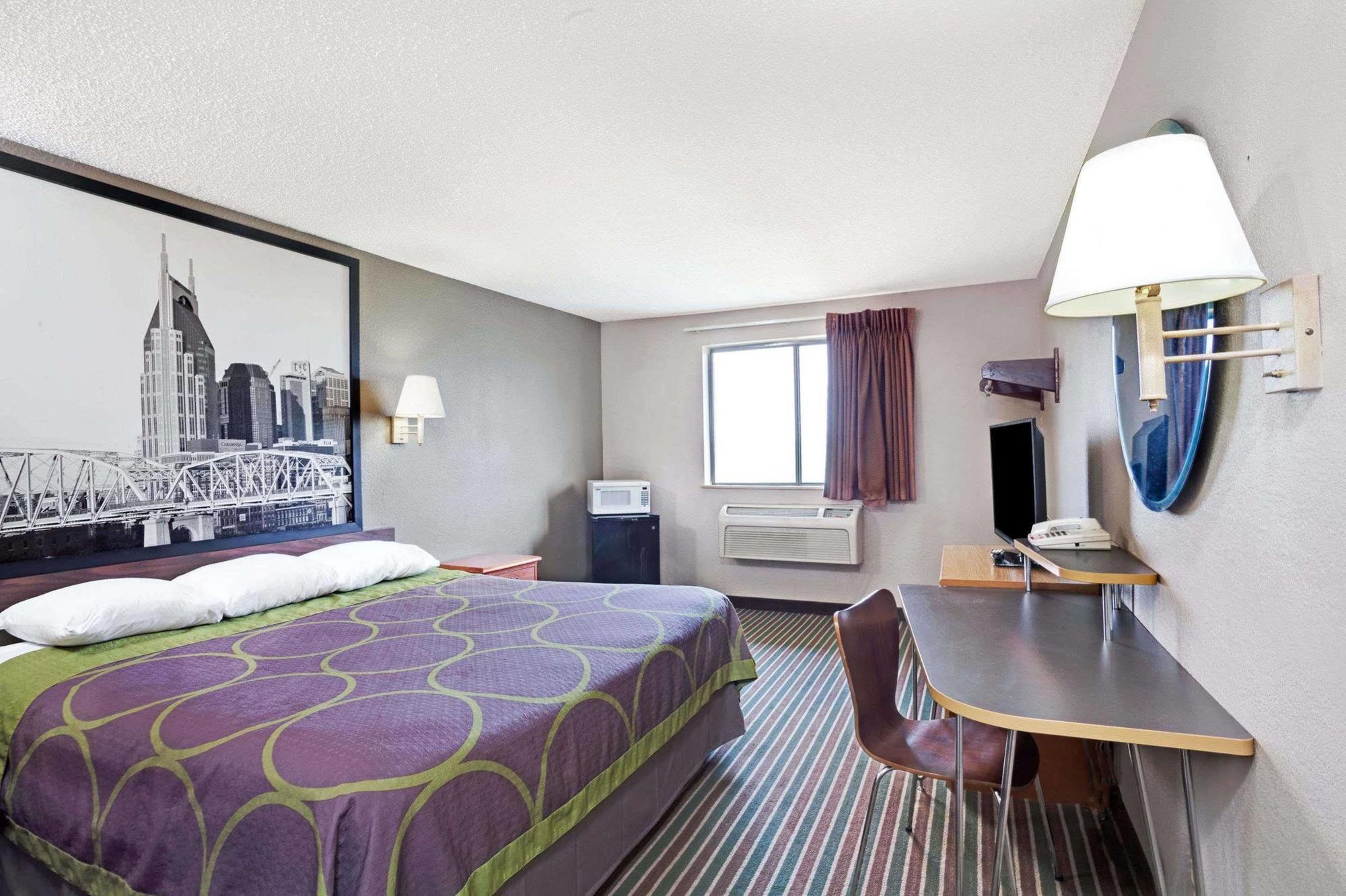 Super 8 By Wyndham Nashville/ Dntn/ Opryland Area Buitenkant foto