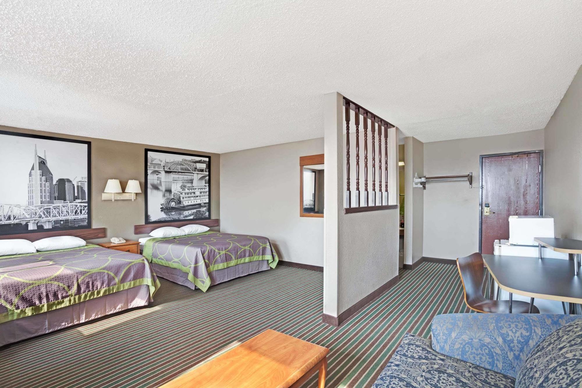 Super 8 By Wyndham Nashville/ Dntn/ Opryland Area Buitenkant foto